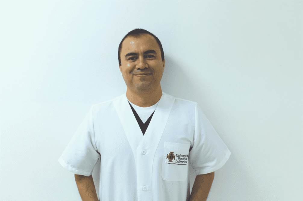 Doctor Santiago Atehortúa